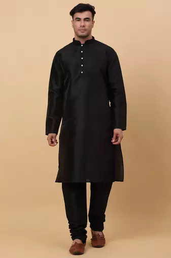 Men Black Kurta and Churidar with Grey sequence Striped Nehru Jacket