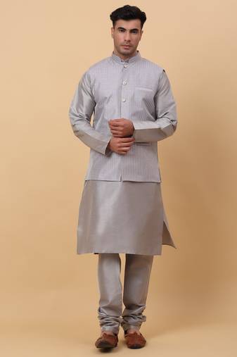 Men Grey Kurta and Churidar with Grey sequence Striped Nehru Jacket