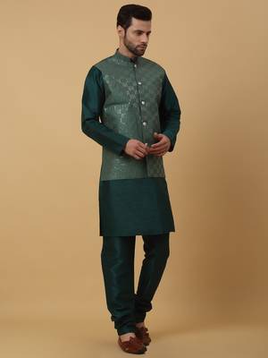 Men's Green Kurta and Churidar With Jacquard Ethnic Motifs Printed Nehru Jacket 6