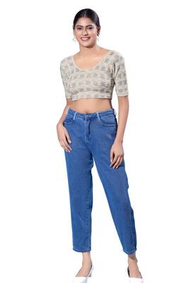 Non-Padded Jacquard Round Neck  Blouse 4