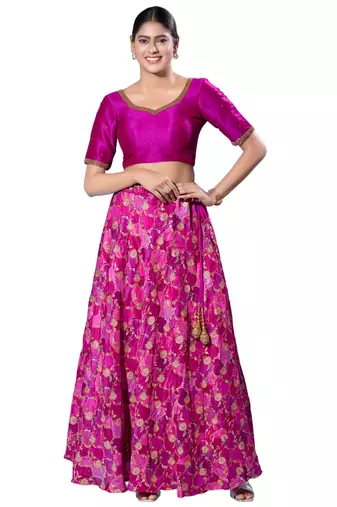 Padded silk Sweatheart Neck  Blouse