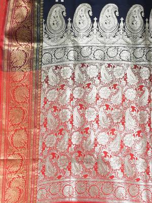 Navy blue embroidered motifs silk saree with zari borders 4