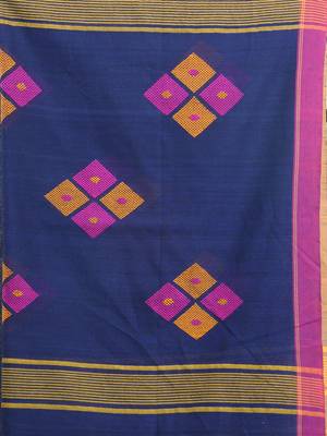 Blue cotton saree with stripes pattern 4
