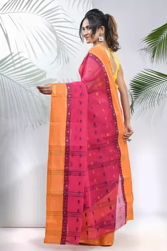 Fuchsia Pure Cotton Taant Saree With Woven Designs Without Blouse
