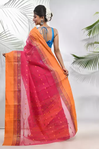 Fuchsia Pure Cotton Taant Saree With Woven Designs Without Blouse