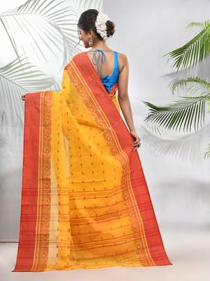 Yellow Pure Cotton Taant Saree With Woven Designs Without Blouse 3