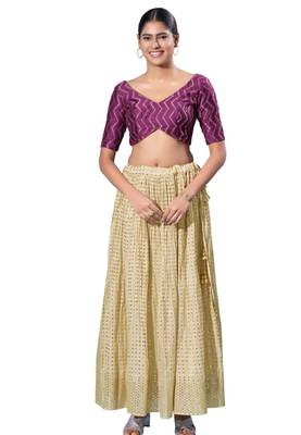 Padded Silk V-Neck  Blouse 4
