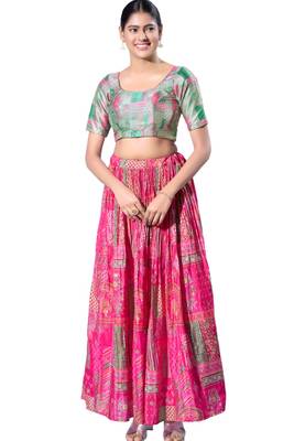 Padded Silk Round Neck  Blouse 4