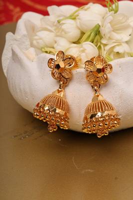 Gold-Plated Flower Shaped Earrings 1