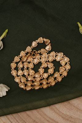 Gold-Plated Heart-Shaped Necklace 4