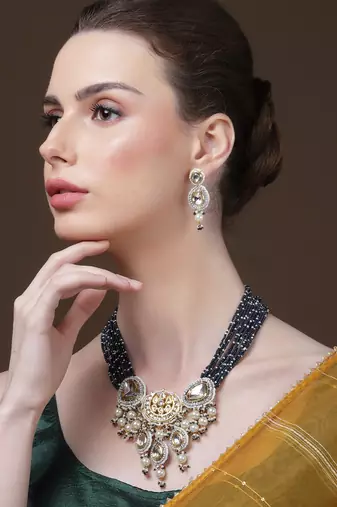 Silver & blue drop earring with kundan & american diamonds