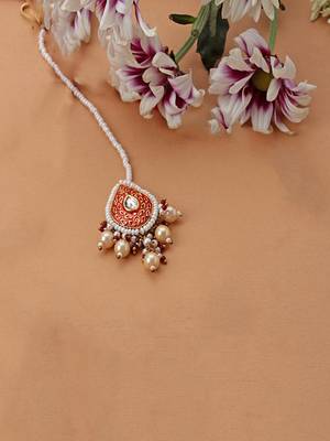 Red & cream maang tikka head jewellery with kundan & pearls 3