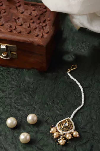 Blue & cream maang tikka head jewellery kundan & pearls