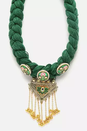 Green & gold chokar necklace  kundan &  pearls