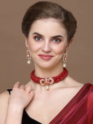 Red & gold chokar necklace  kundan &  pearls 2