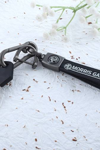 Leather morris garage mg keychain