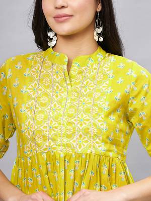 Winered woman lime green printed top with gota detailing at yoke 5