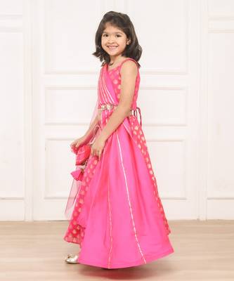 Pink brocade print booti lehenga blouse set 2