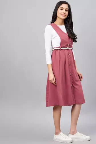 Winered women pink solid pinafore dress with button