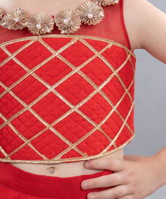 Red embroidery gota floral lehenga blouse set 3