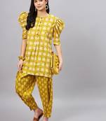 Winered woman yellow front pleated pant with button co-ord set