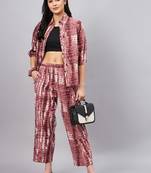 Winered woman rust and white tie & dye co-ord set with scrunchy