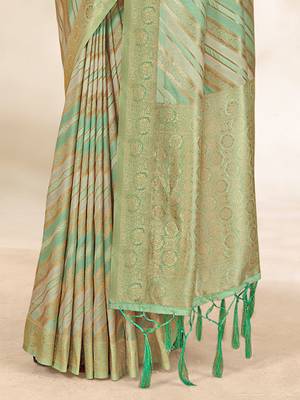 Sangam Prints Green Cotton Thread Work Traditional Tassels Saree 3