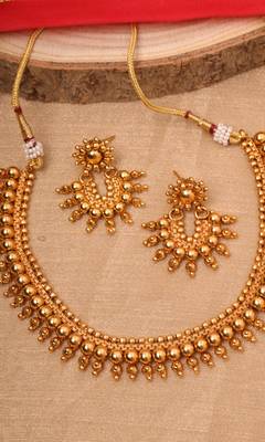 Traditional South Indian Long Necklace Set 3