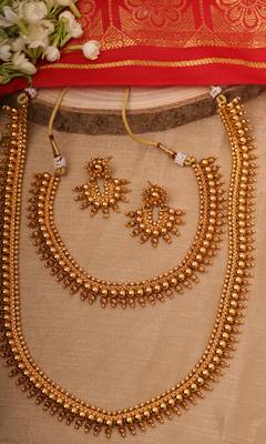 Traditional South Indian Long Necklace Set 1
