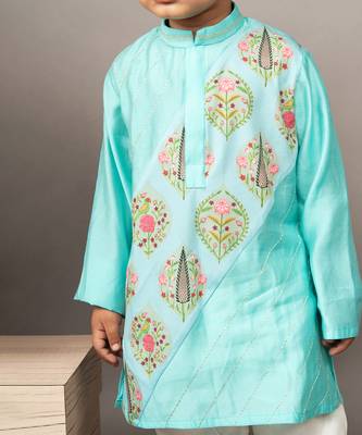 Blue silk printed floral kurta and churidar set 5
