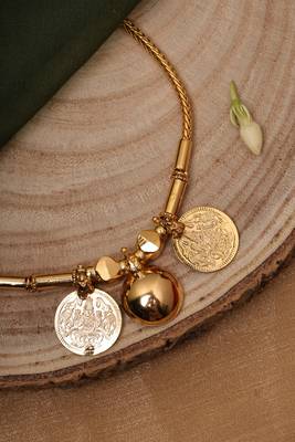 Tri-Circle Radiance: Gold-Plated Necklace 1