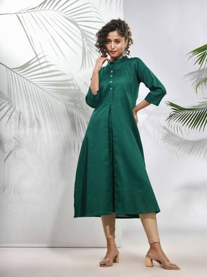 Green solid cotton a-line kurta 1