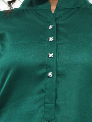 Green solid cotton a-line kurta 4