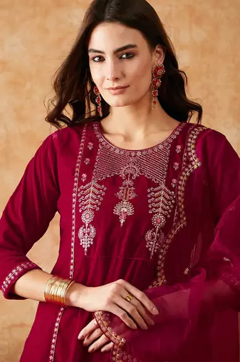 Trendmalls  Velvet Embroidery Anarkali Kurta Set Salwar Suit pink Kurta Pant with Pink Dupatta for Women