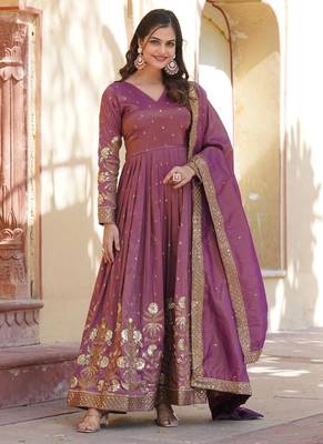 Onion pink viscose  embroidery zari sequins gown with dupatta 3