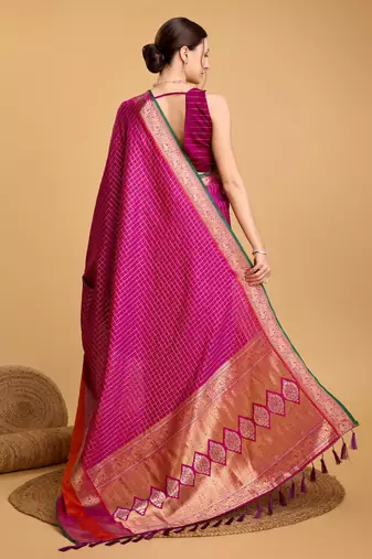 Ethnic And Festive Magenta Traditional Looks silk blend Woven Saree