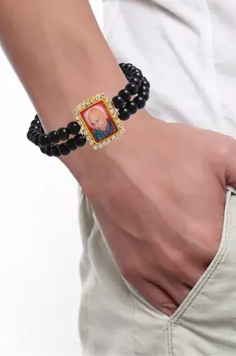 Black onyx beads guruji picture bracelet