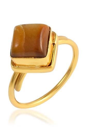 Brass gold plated cats eye lehsuniya astrology rashi ratan finger ring