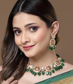 Green & pink drop earring with kundan & pearls