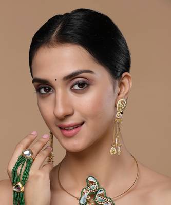 Gold & white drop earring with kundan &  pearls 1