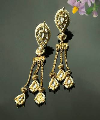 Gold & white drop earring with kundan &  pearls 2