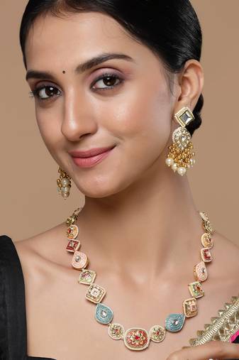 Gold & white drop earring with kundan &  pearls