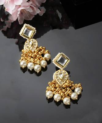 Gold & white drop earring with kundan &  pearls 2