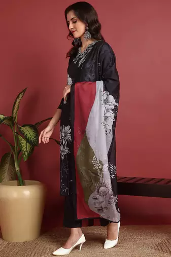 women black silk blend floral printed straight kurta trouser with dupatta