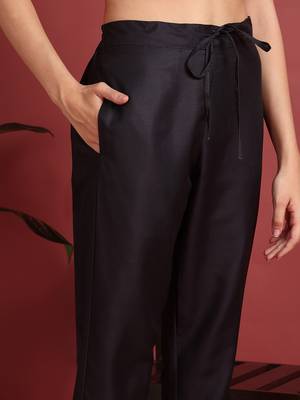 women black silk blend floral printed straight kurta trouser with dupatta 5