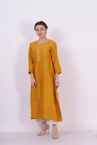 Kaavya - yellow Suit Set