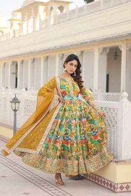 The latest designer readymade green gown with dupatta set 3