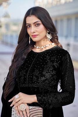 Black embroidered faux georgette anarkali gown 3