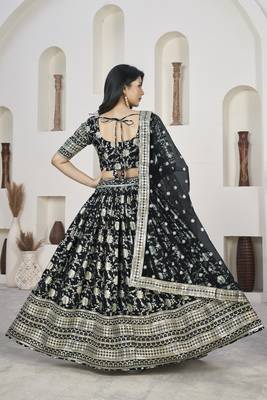 BLACK ZARI & SEQUINS EMBROIDERED DOLA JACQUARD DESIGNER WEDDING & PARTY WEAR FESTIVAL SEMI STITCHED LEHENGA 3