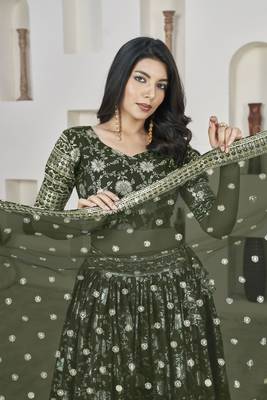 MEHENDI ZARI & SEQUINS EMBROIDERED DOLA JACQUARD DESIGNER WEDDING & PARTY WEAR FESTIVAL SEMI STITCHED LEHENGA 2